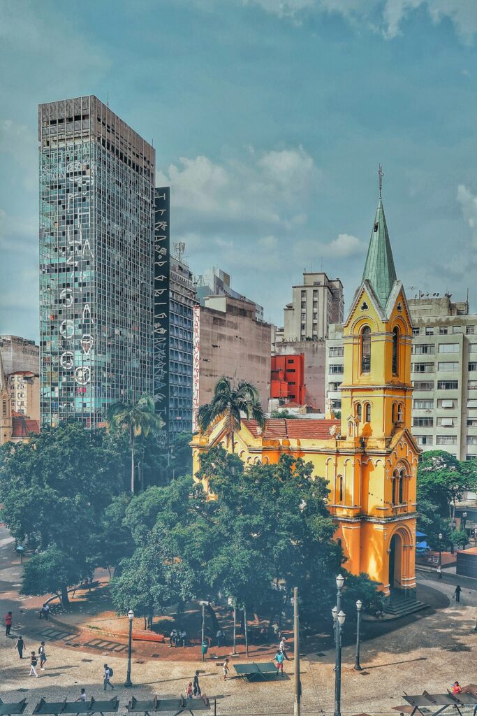 Catedral da Consolação, marco urbano do entorno do VERUS Avanhandava em São Paulo